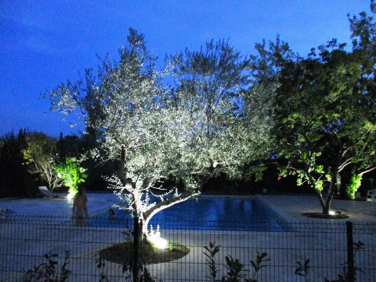 Le Mas Des Lilas Uzès Exteriér fotografie